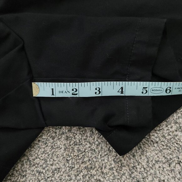 Ladies St. John's Bay Black Cargo Shorts 16 - Picture 7 of 10